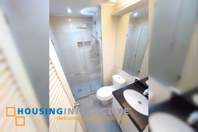 for sale studio in manhattan square