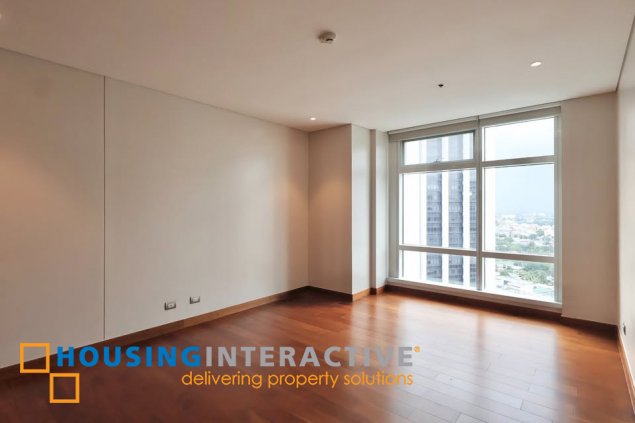 for sale! high-floor 3-bedroom luxury residence in the heart of makati