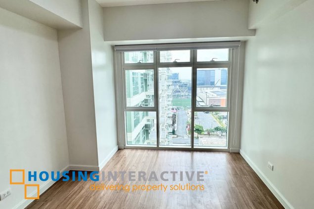 brandnew 3br unit with parking for rent in park cascades, arca south