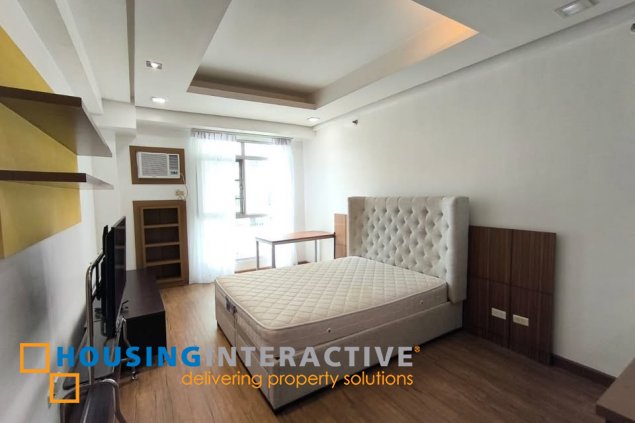 fully furnished 3br unit with parking for lease in kensington place