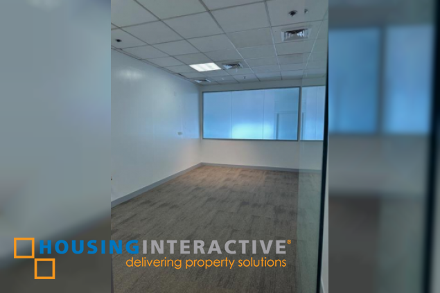 office for lease in pbcom tower