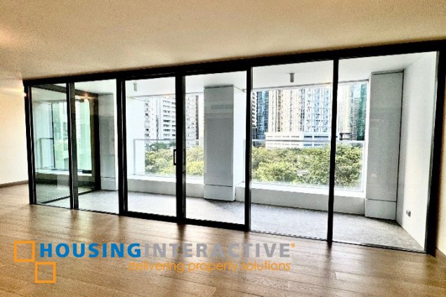 deluxe condo unit with parking for sale in aurelia residences