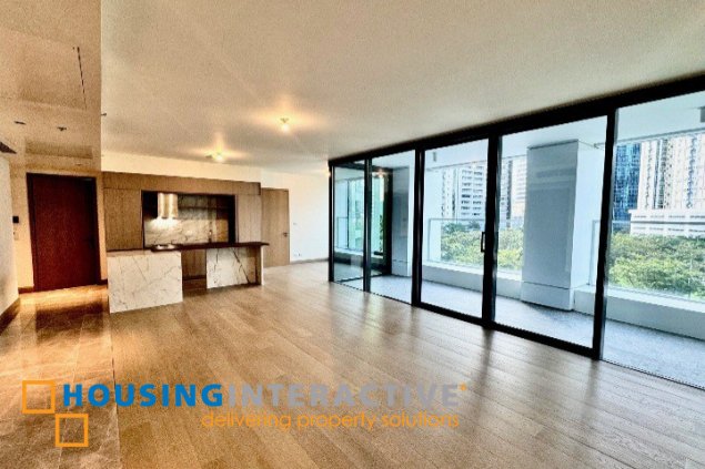 deluxe condo unit with parking for sale in aurelia residences