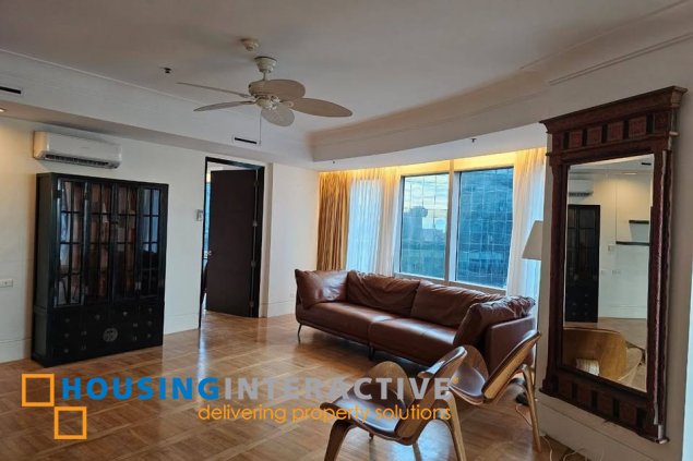 for lease: 3br unit with balcony and parking for lease in one mckinley place