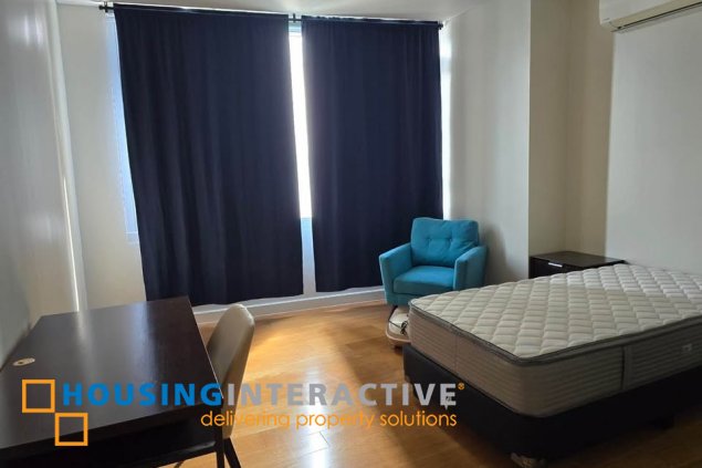furnished 2br unit with parking for rent in park terraces