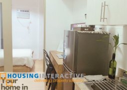 1-bedroom with balcony at laureano di trevi towers