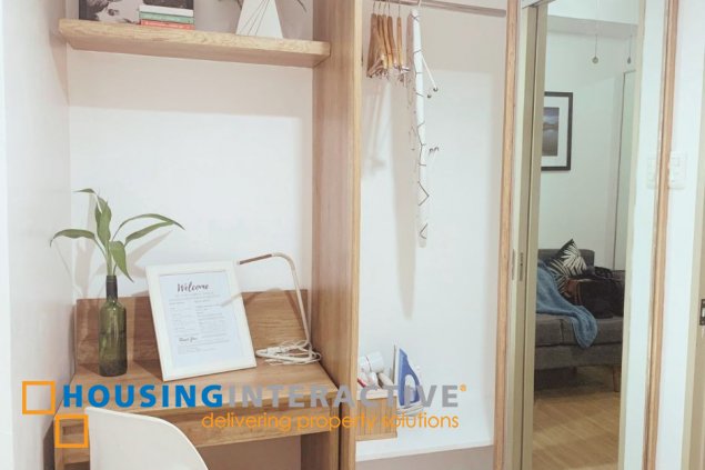 1-bedroom with balcony at laureano di trevi towers