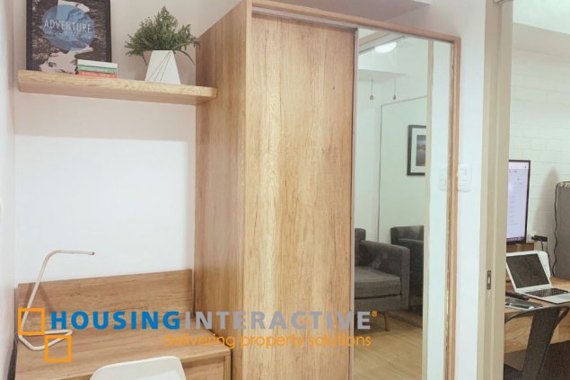 1-bedroom with balcony at laureano di trevi towers