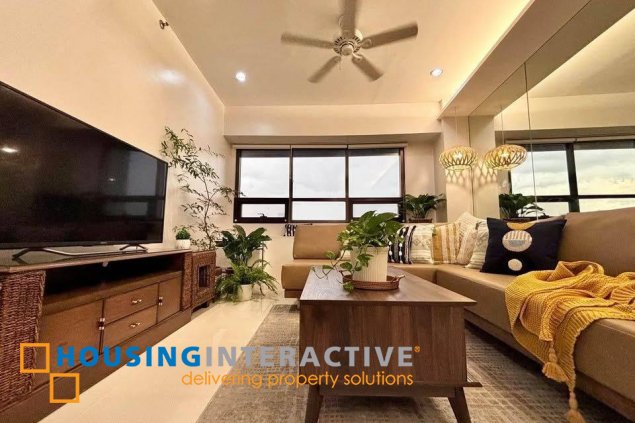 for lease: 2br unit in the icon residences