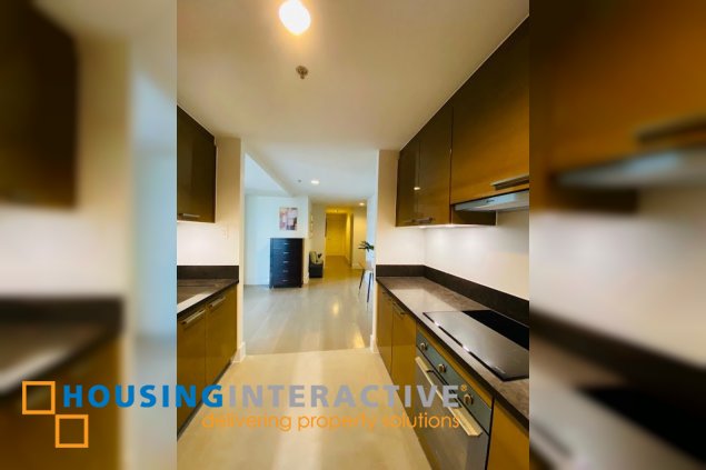 fully furnished 3br unit with parking for lease in proscenium at rockwell