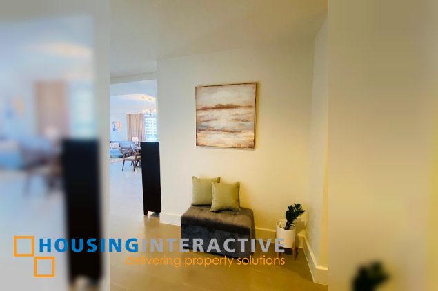 fully furnished 3br unit with parking for lease in proscenium at rockwell