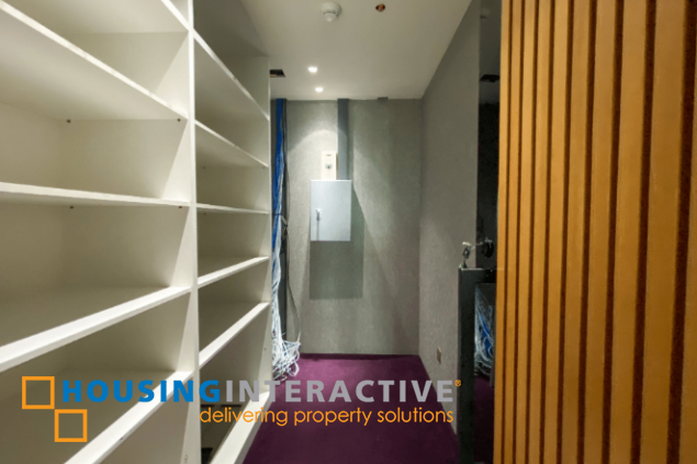 office space for lease in finance centre