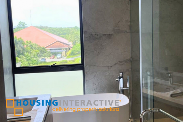 4-storey hosue for sale in westgrove heights