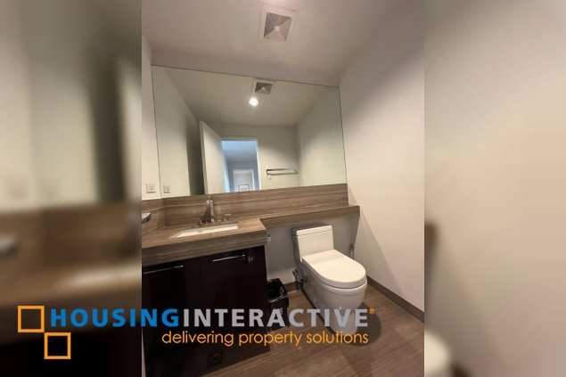 fully furnished 3br unit with parking for lease in proscenium at rockwell