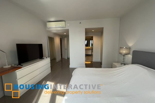 fully furnished 3br unit with parking for lease in proscenium at rockwell