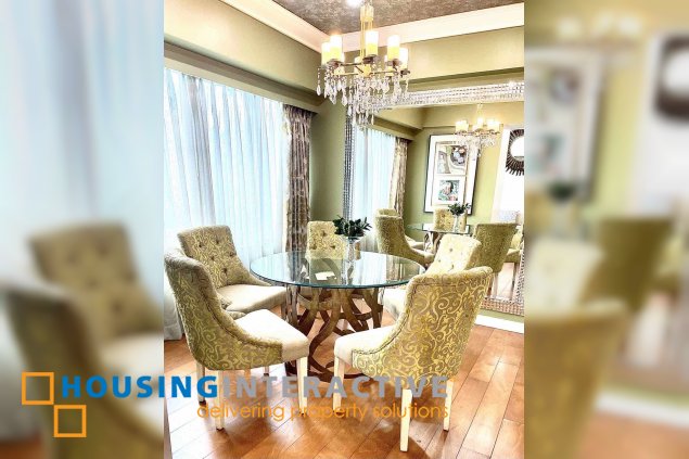 furnished 2br unit with parking for lease in one rockwell