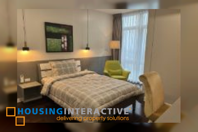 fully furnished 2br unit with parking for lease in west gallery place