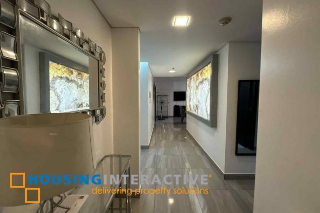 fully furnished 3br unit with parking for lease in the residences at greenbelt