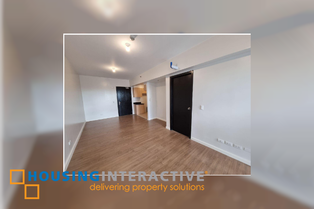 fully furnished 1br unit with parking for rent in park triangle residences