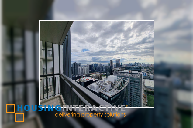 fully furnished 1br unit with parking for rent in park triangle residences