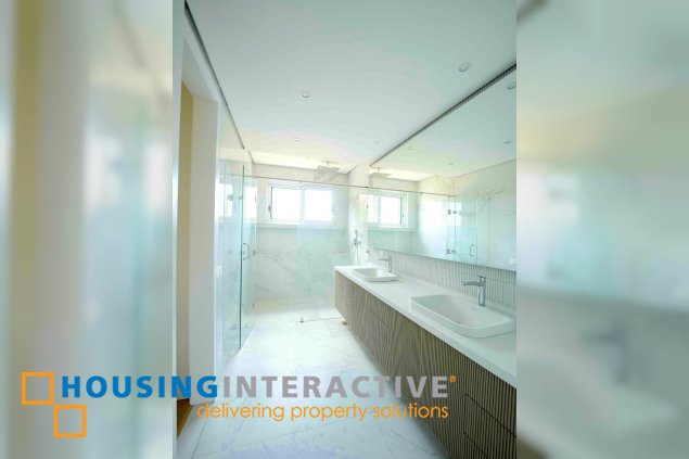 portofino heights | mediterranean house for sale in las piñas city