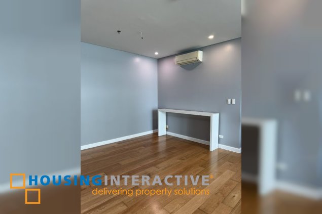 for lease- furnished 2br with parking in park terraces