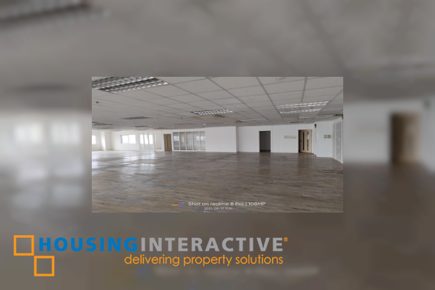 office space for lease in robinsons cybergate center 3