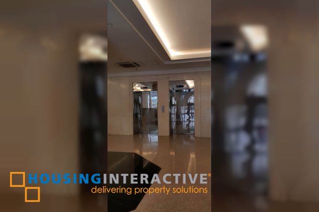 for sale: 4br unit with parking in avignon tower