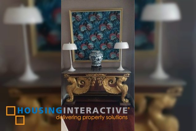 fully furnished 3br unit with parking for lease in one roxas triangle