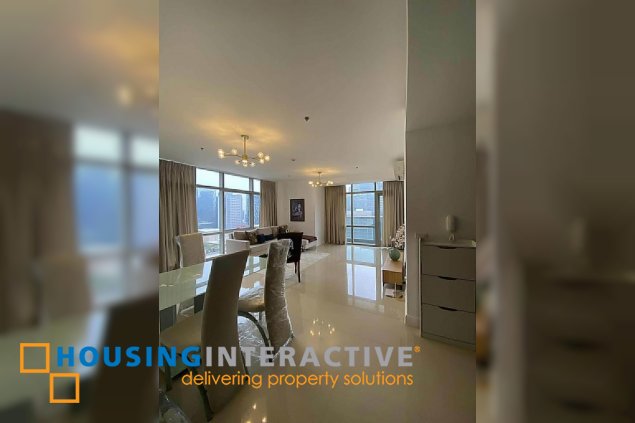 fully furnished 2br unit with balcony and parking for lease in west gallery place