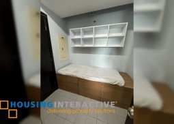 for rent- fully furnished 2br with parking in makati