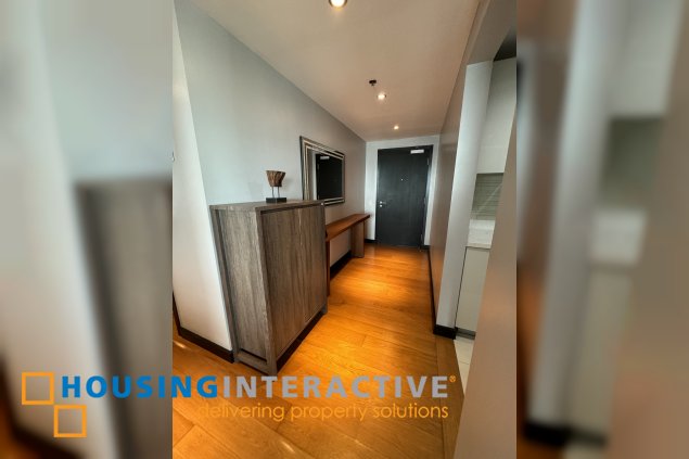 for rent- fully furnished 2br with parking in makati