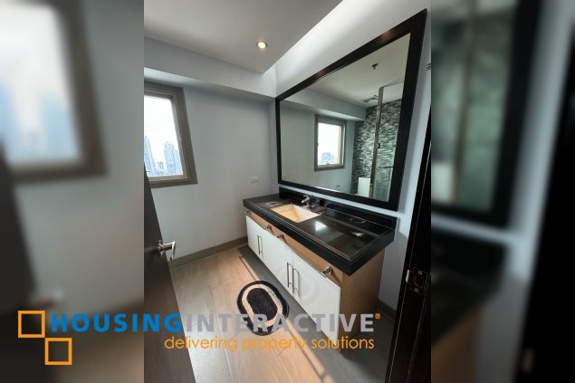 for rent- fully furnished 2br with parking in makati