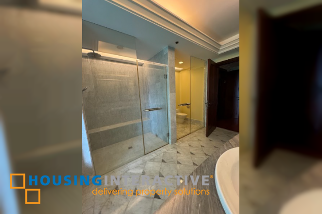 semi furnished 3br with 2 parking slot for rent in makati