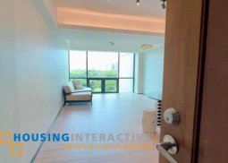 furnished 2br unit with parking for lease in bonifacio ridge