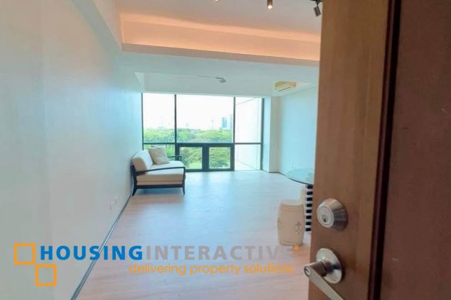 furnished 2br unit with parking for lease in bonifacio ridge