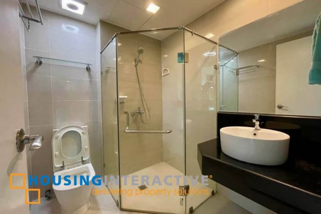 fully furnished 3br unti with parking for lease in 8 forbestown road