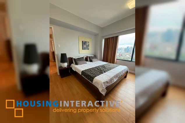 fully furnished 2br unit with parking for rent in one rockwell