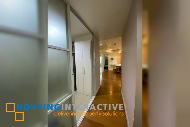 fully furnished 1br unit for rent in one rockwell