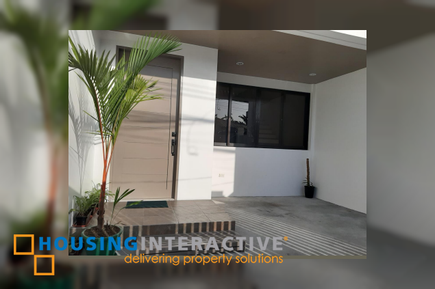 for sale-three single-attached townhouses