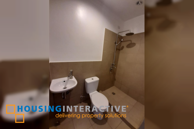 for sale-three single-attached townhouses