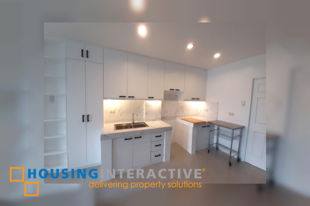 for sale-three single-attached townhouses