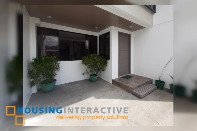 for sale-three single-attached townhouses