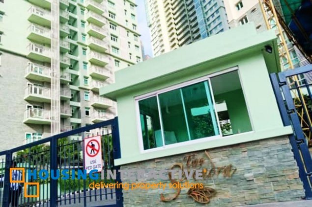 for rent furnished 3br with parking in two serendra