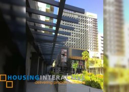 for rent- 2br with parking in park terraces