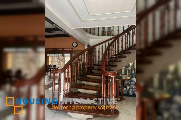 house for sale in magallanes village