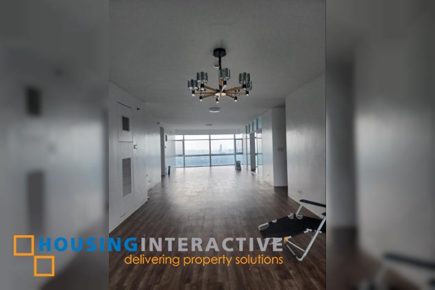 semi-furnished 3br unit with parking for lease in pacific plaza towers