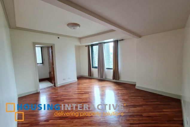 semi-furnished 2br unit with parking for lease in amorsolo squre