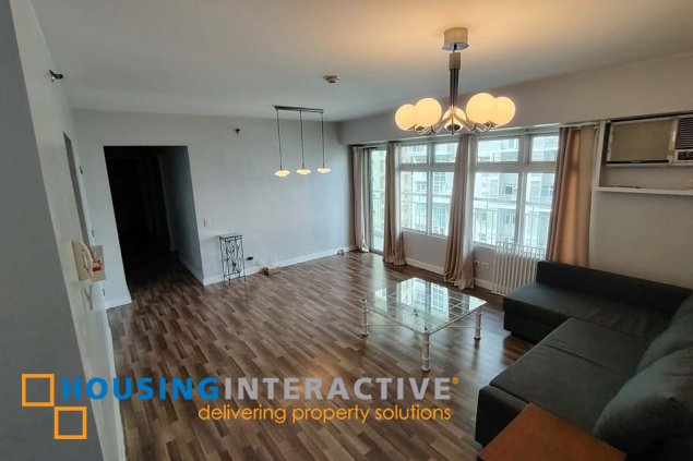 semi-furnished 3br unit with balcony and parking for lease in two serendra