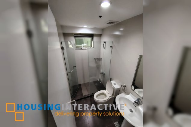 semi-furnished 3br unit with balcony and parking for lease in two serendra